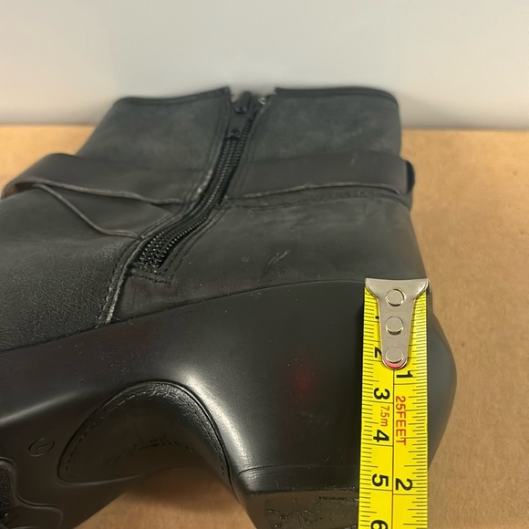 Easy Spirit Black Ankle Boots - Picture 8 of 9